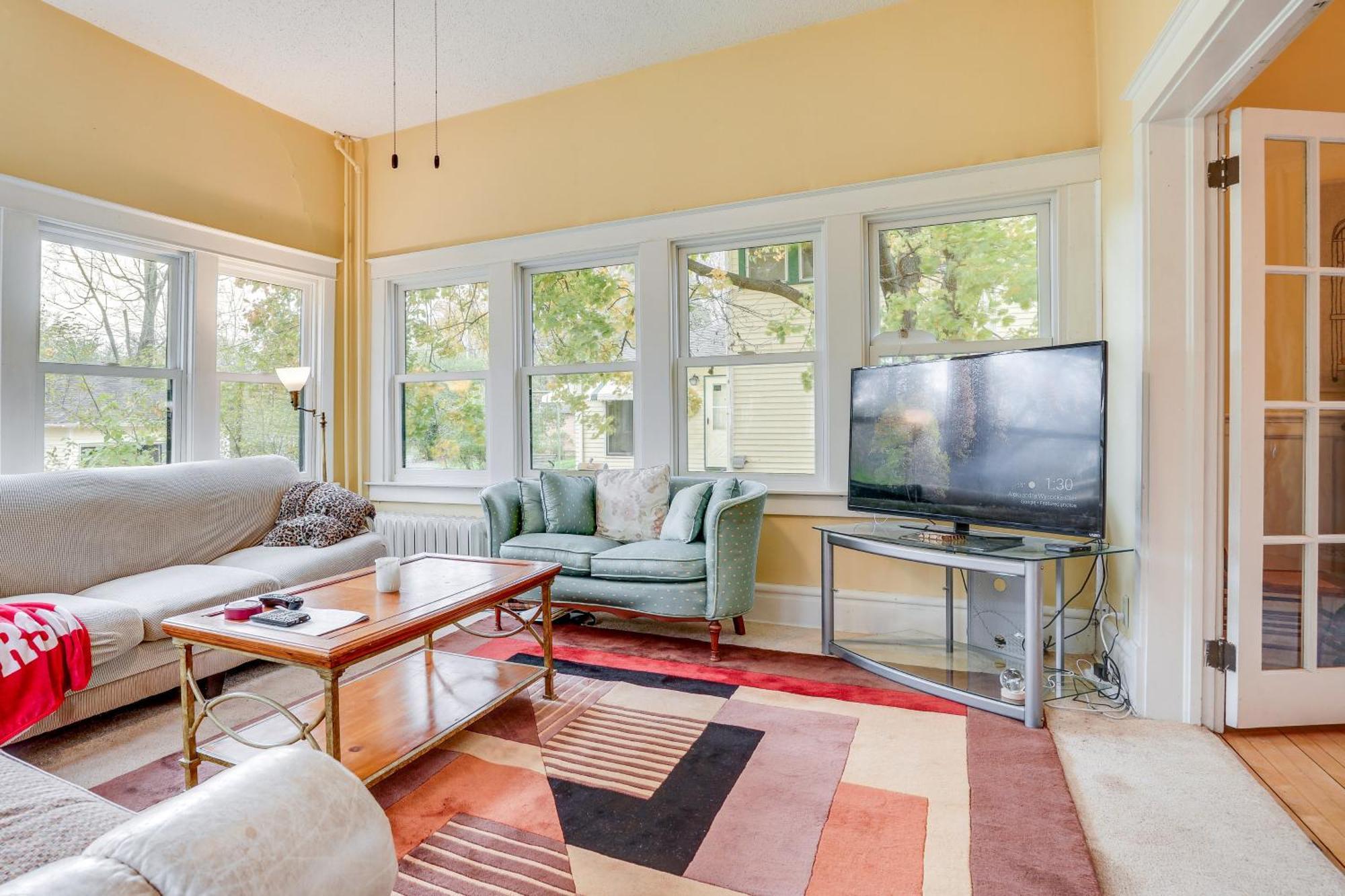 Eau Claire Retreat Close To Chippewa Riverfront! Exterior photo